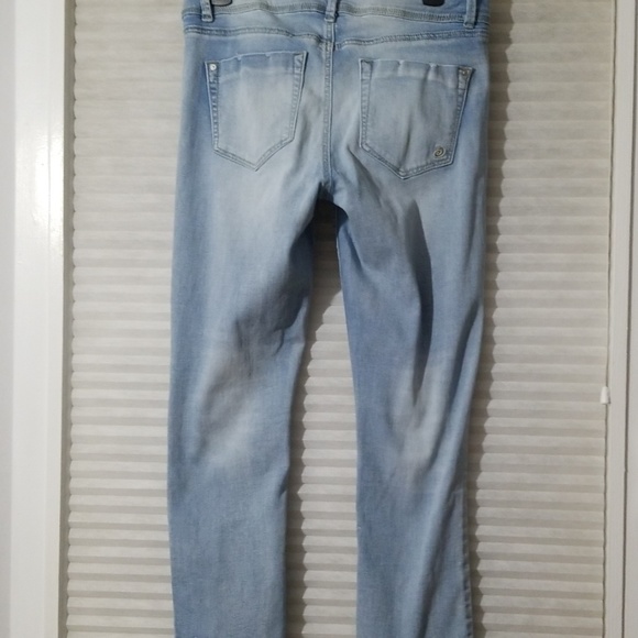 Jeans - Picture 3 of 3